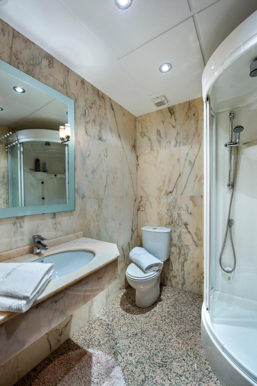 Genteel Home Bib Rambla Granada Buitenkant foto